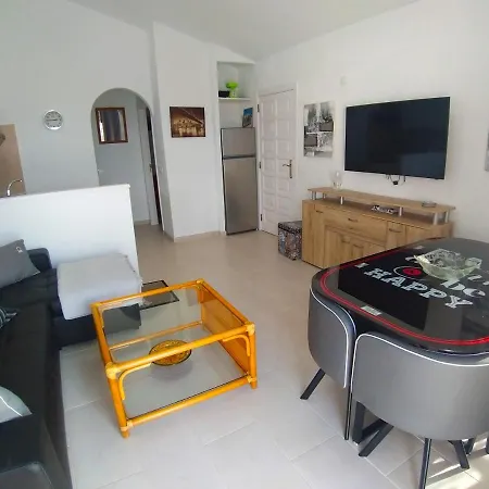 아파트 Sunny Terrace & Free Internet In Amarilla Golf 산미겔데아보나